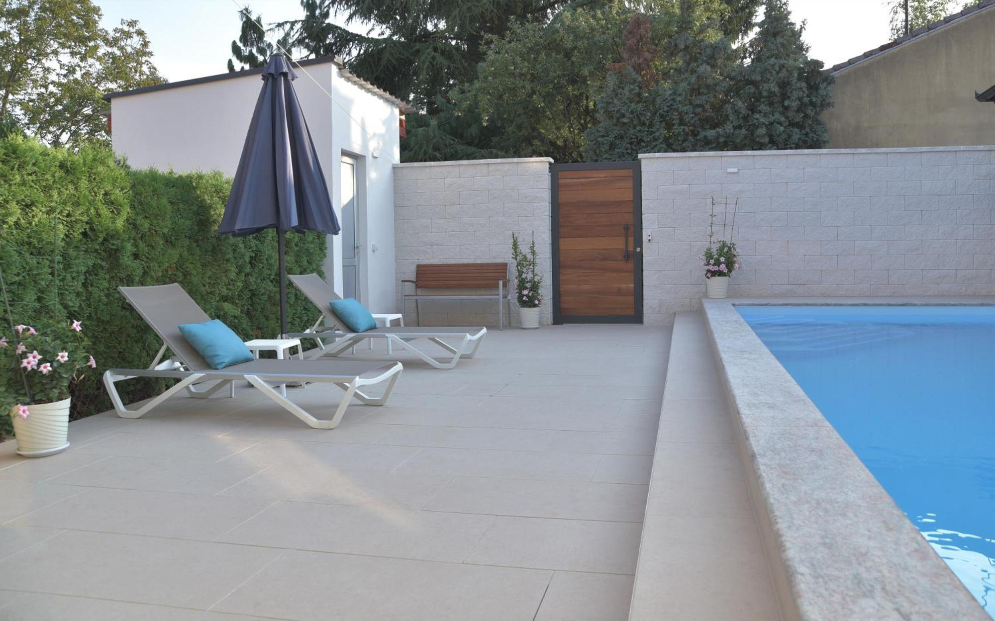 2I Rooms Dakovo Luaran gambar