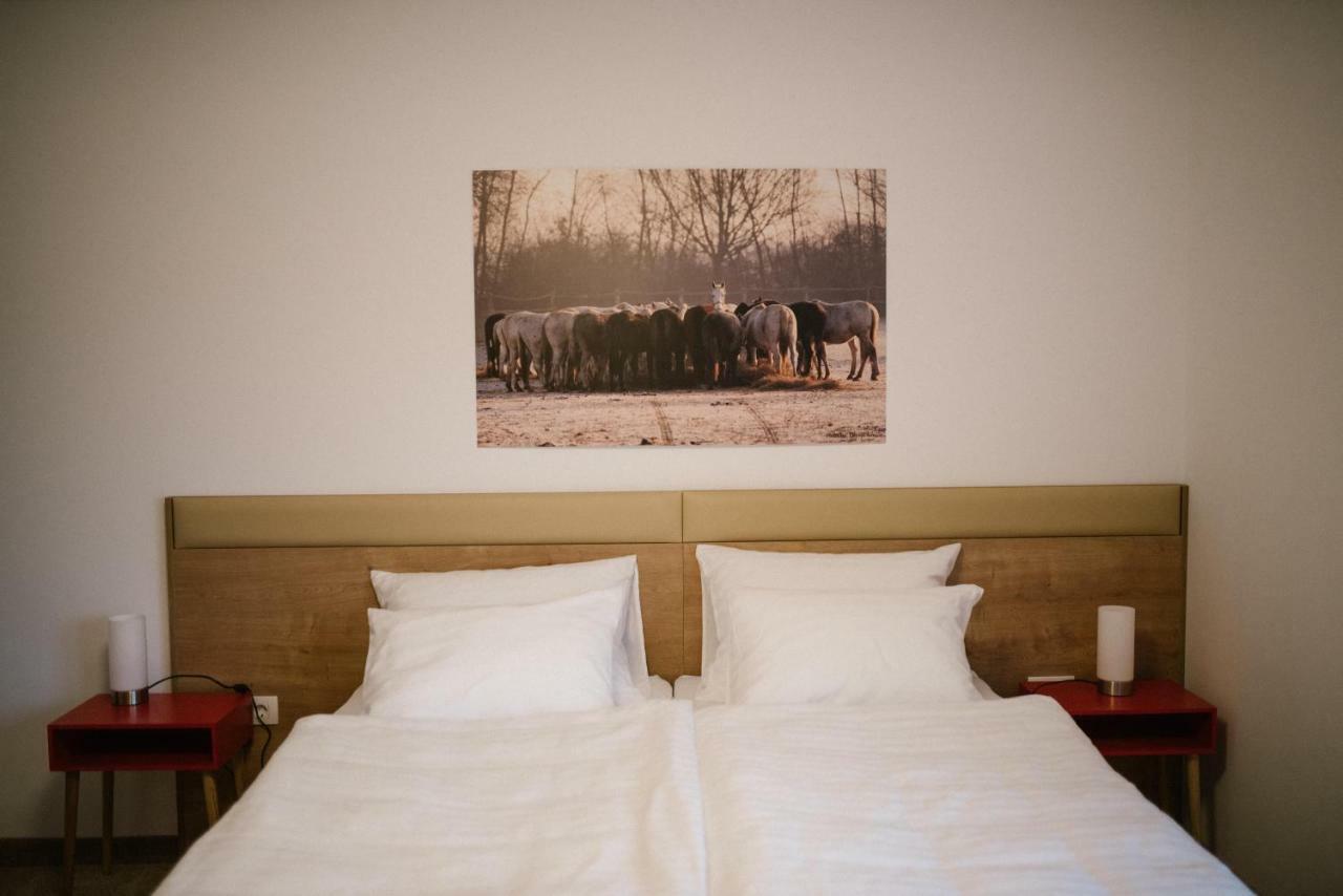 2I Rooms Dakovo Luaran gambar